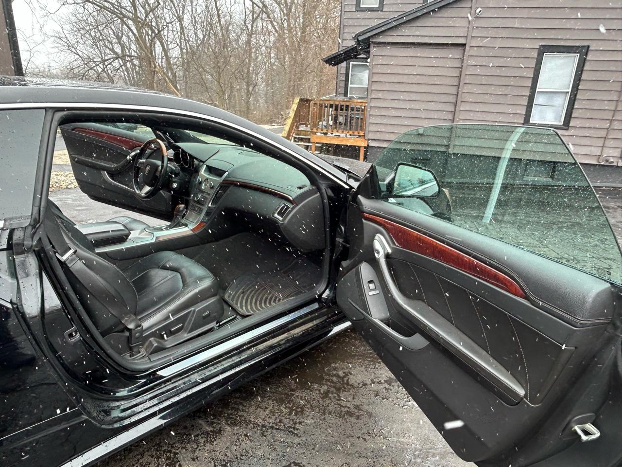 Cadillac CTS Performance Coupe AWD 2011