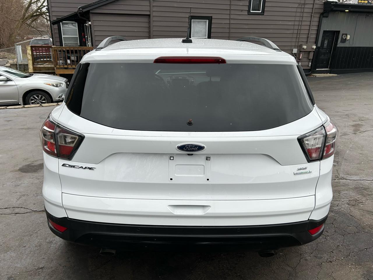 Ford Escape SE FWD 2017