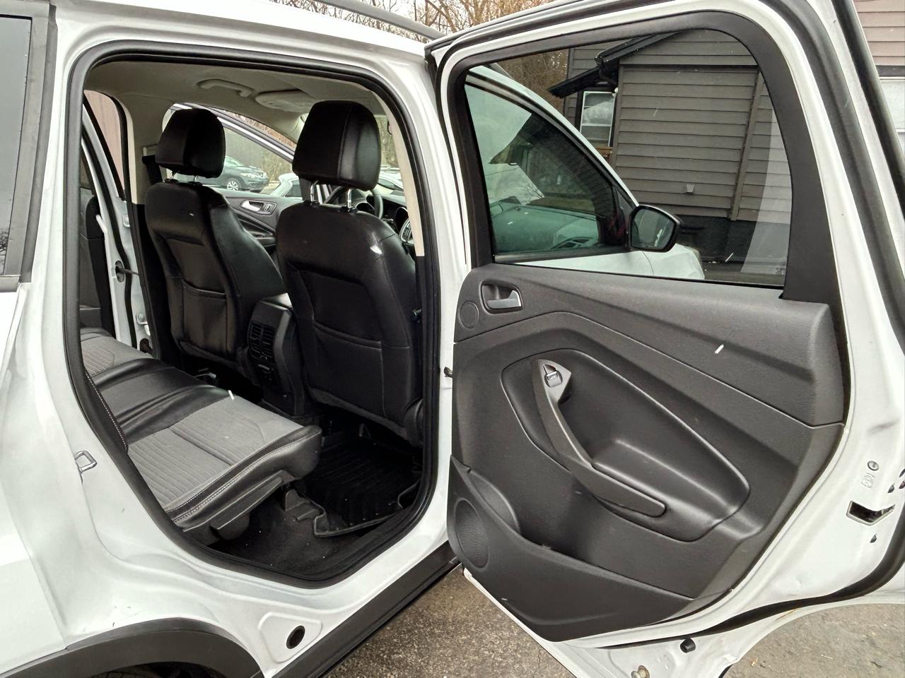 Ford Escape SE FWD 2017