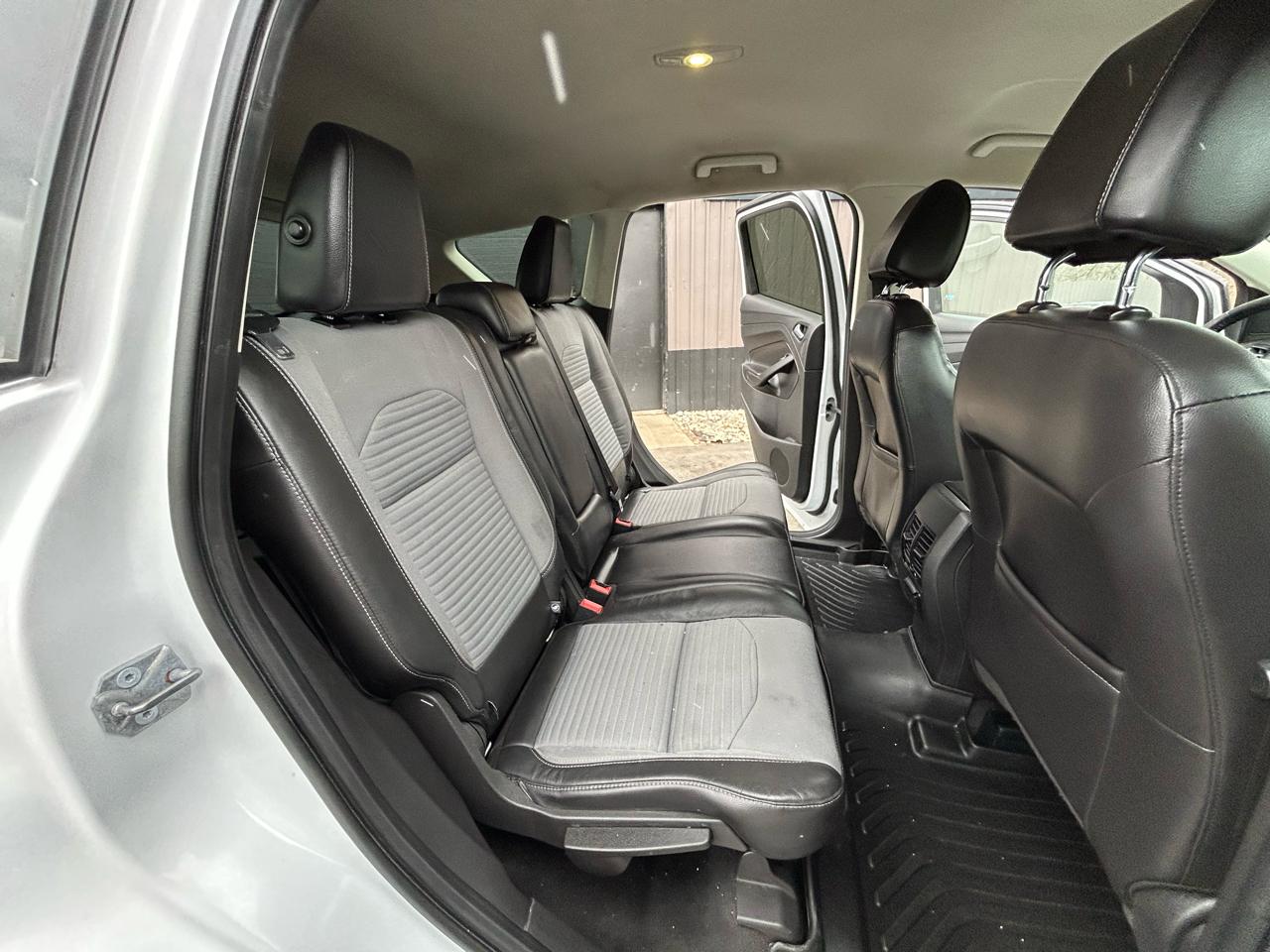 Ford Escape SE FWD 2017