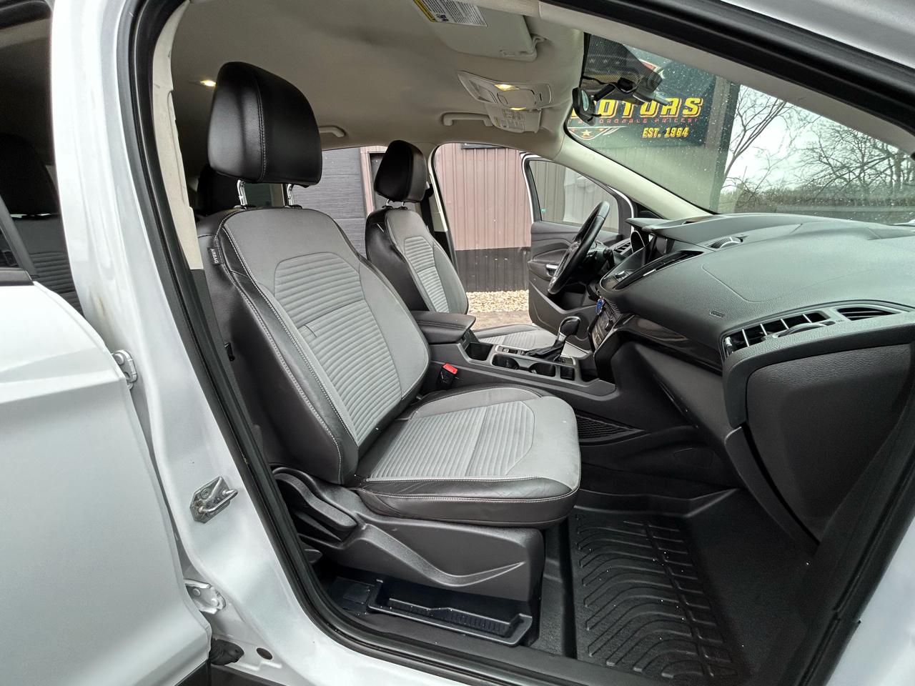 Ford Escape SE FWD 2017