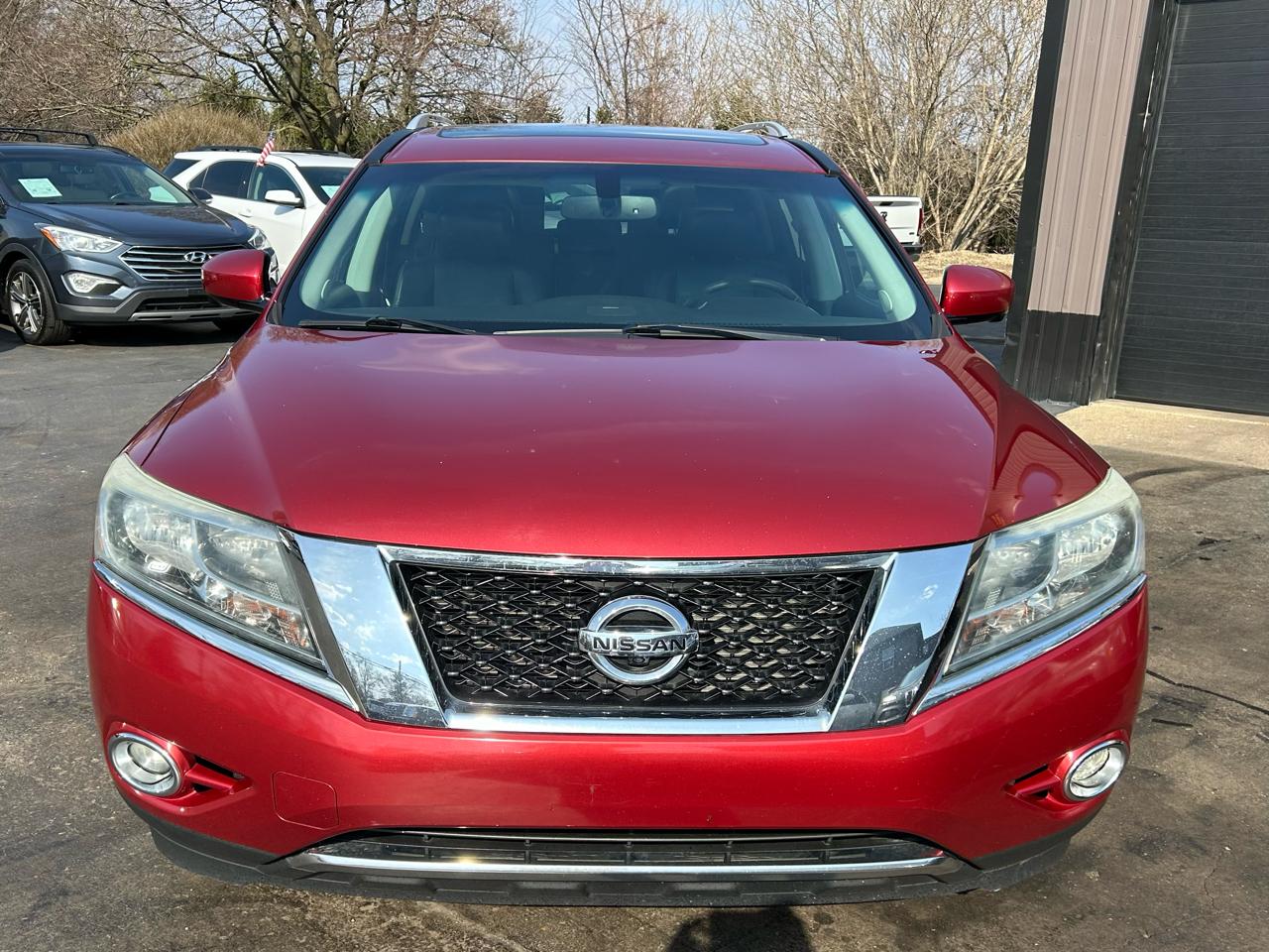 Nissan Pathfinder SV 4WD 2013