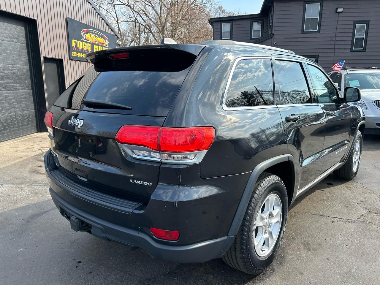 Jeep Grand Cherokee Laredo 4WD 2014