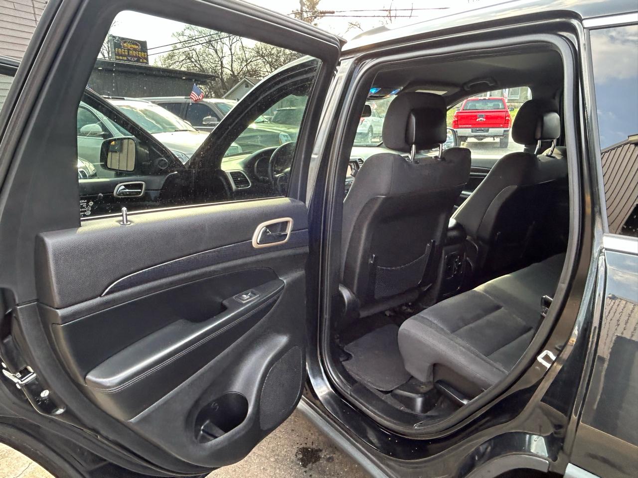 Jeep Grand Cherokee Laredo 4WD 2014