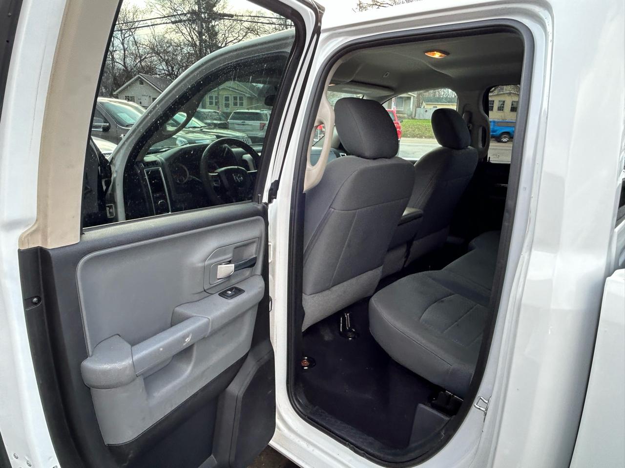 RAM 1500 SLT Quad Cab 2WD 2018