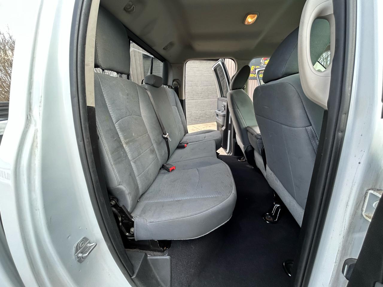 RAM 1500 SLT Quad Cab 2WD 2018