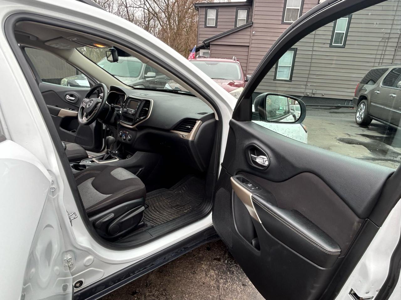 Jeep Cherokee Sport 4WD 2017