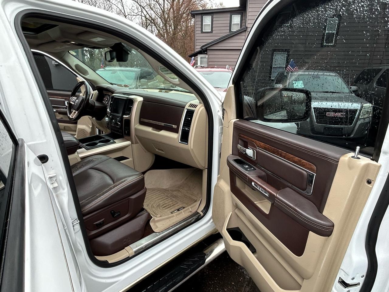 RAM 1500 Longhorn Crew Cab SWB 4WD 2015