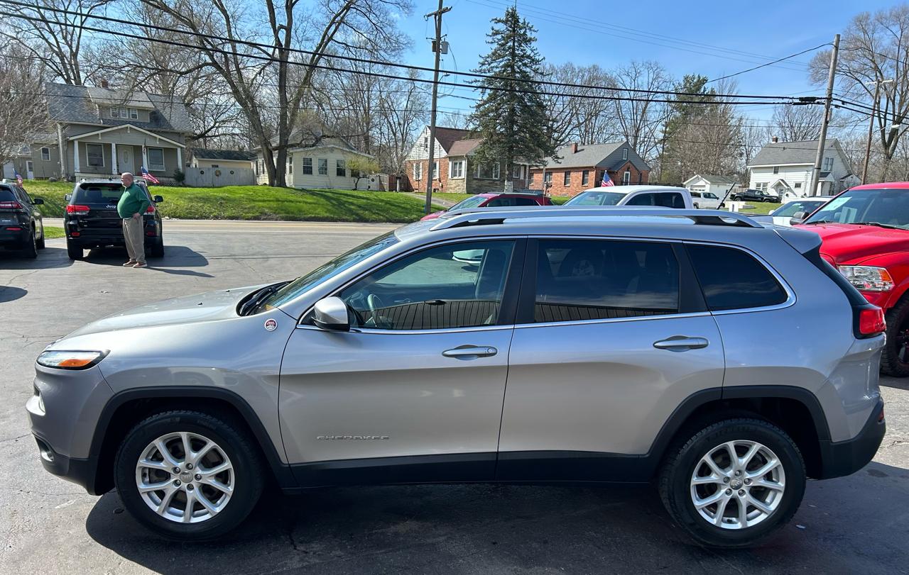Jeep Cherokee Latitude FWD 2015
