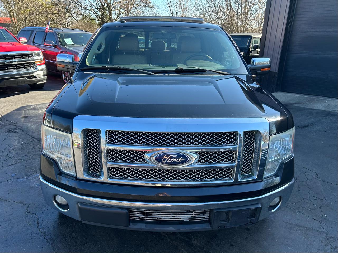 Ford F-150 Lariat SuperCrew 2WD 2011