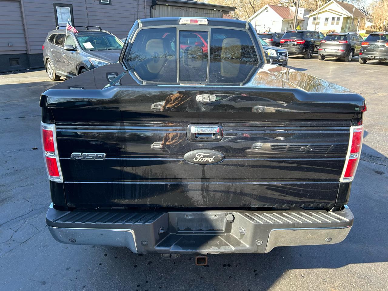 Ford F-150 Lariat SuperCrew 2WD 2011