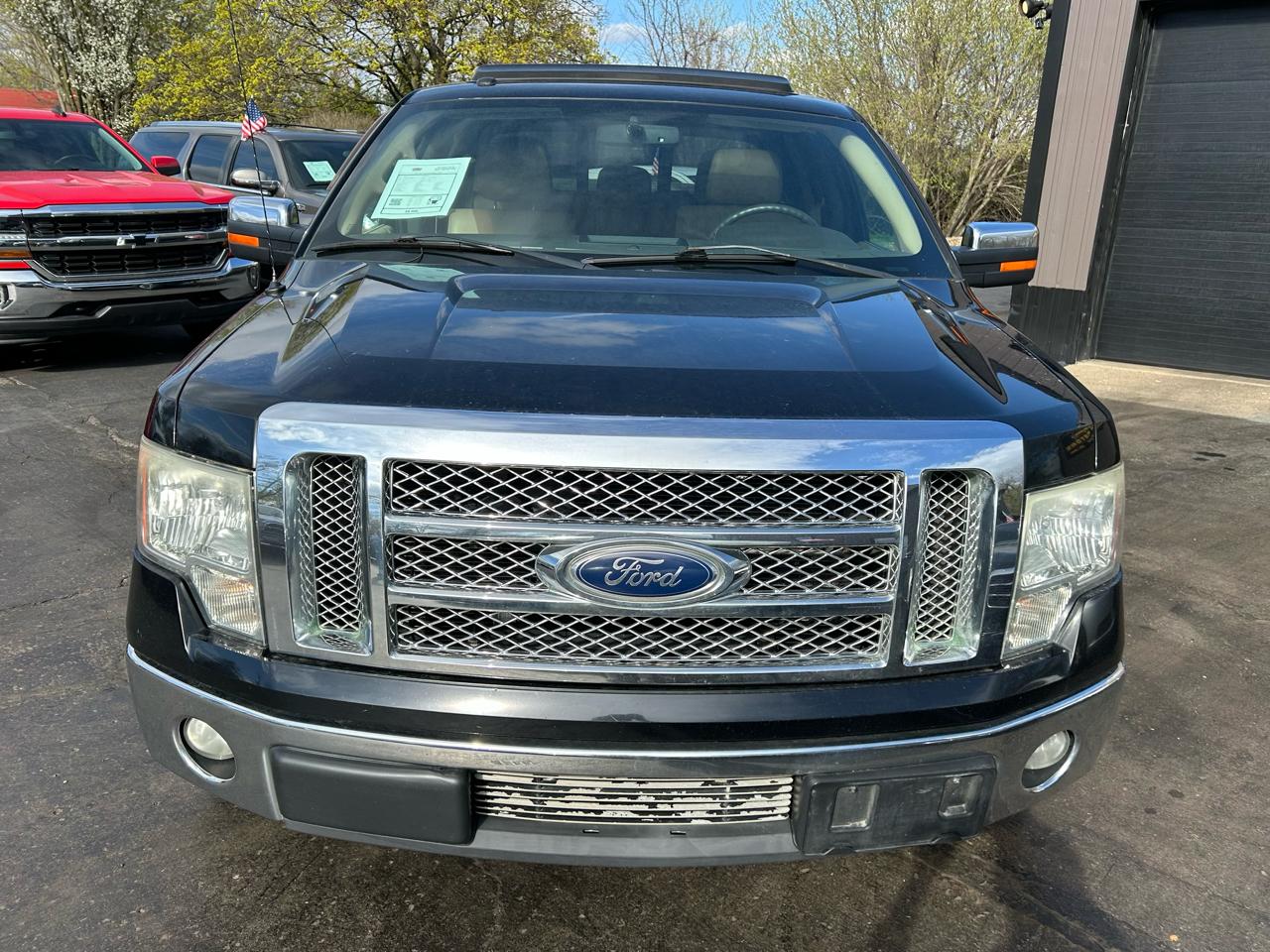 Ford F-150 Lariat SuperCrew 2WD 2011