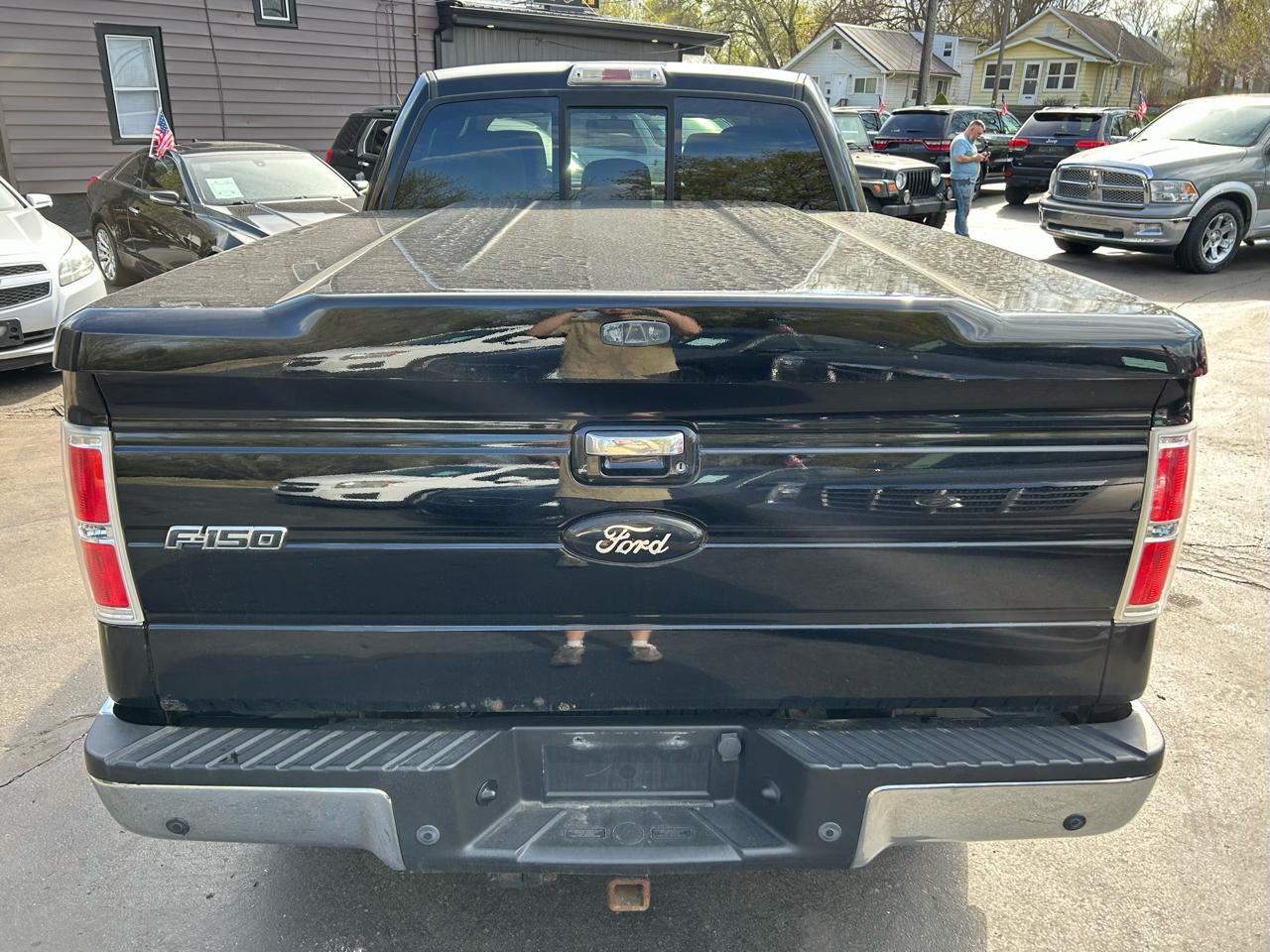 Ford F-150 Lariat SuperCrew 2WD 2011