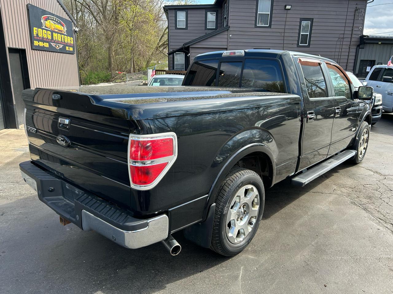 Ford F-150 Lariat SuperCrew 2WD 2011