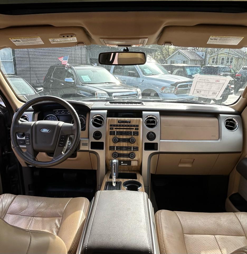 Ford F-150 Lariat SuperCrew 2WD 2011