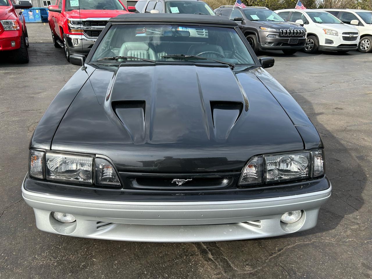 Ford Mustang GT convertible 1989