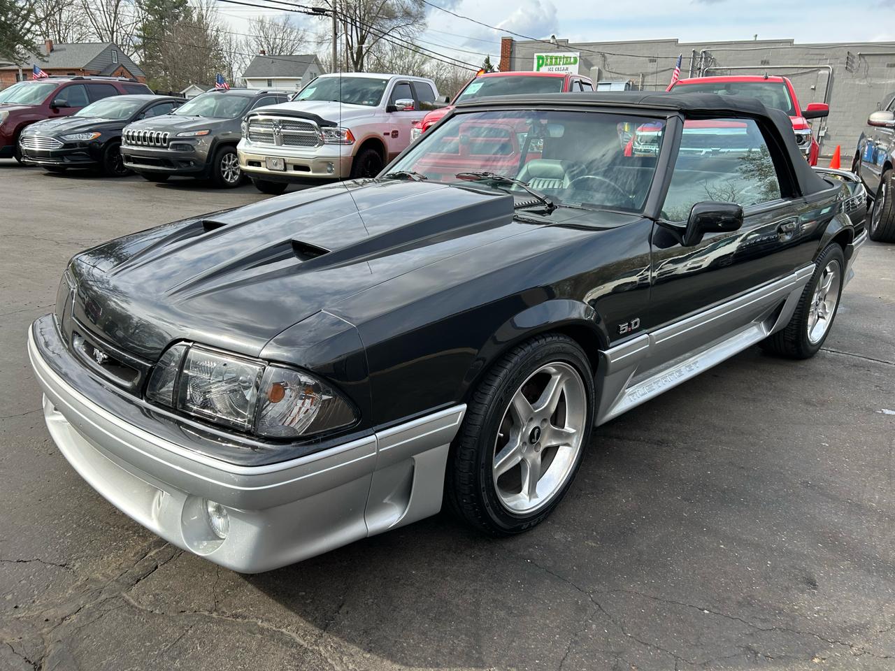 Ford Mustang GT convertible 1989