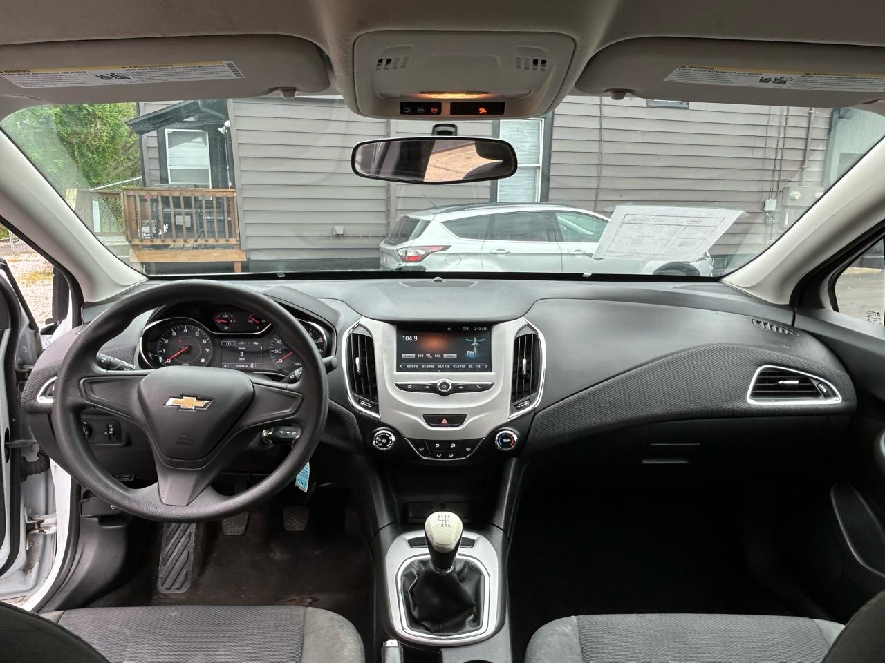 Chevrolet Cruze L Manual 2017