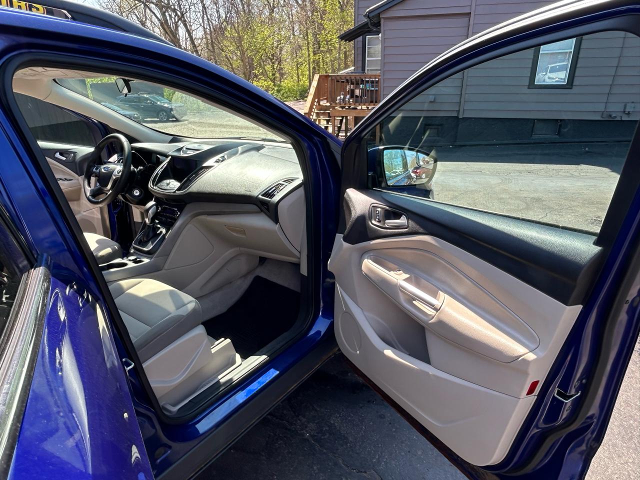 Ford Escape SE FWD 2014