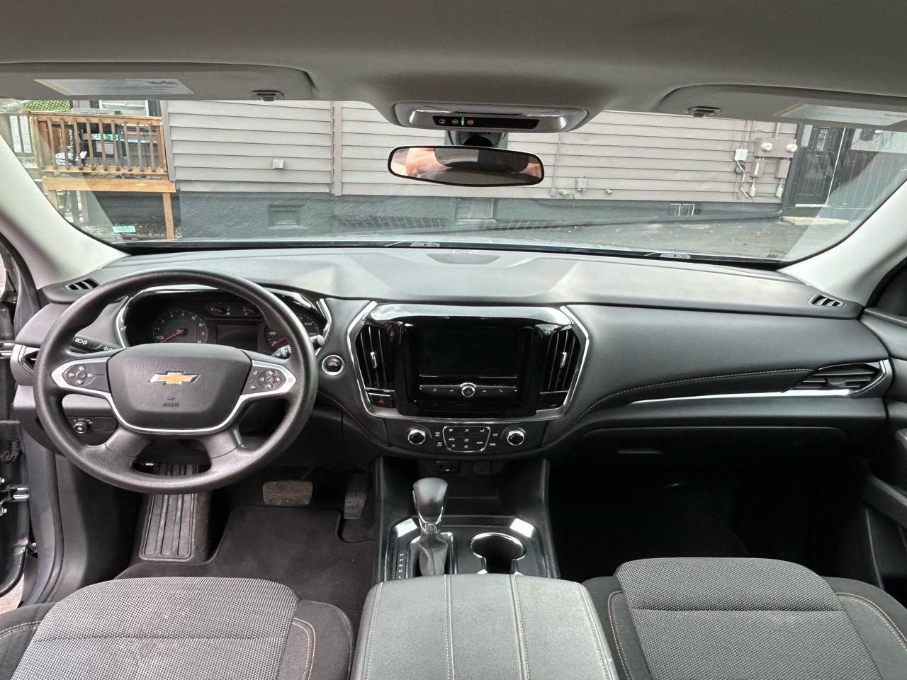 Chevrolet Traverse LS FWD 2021