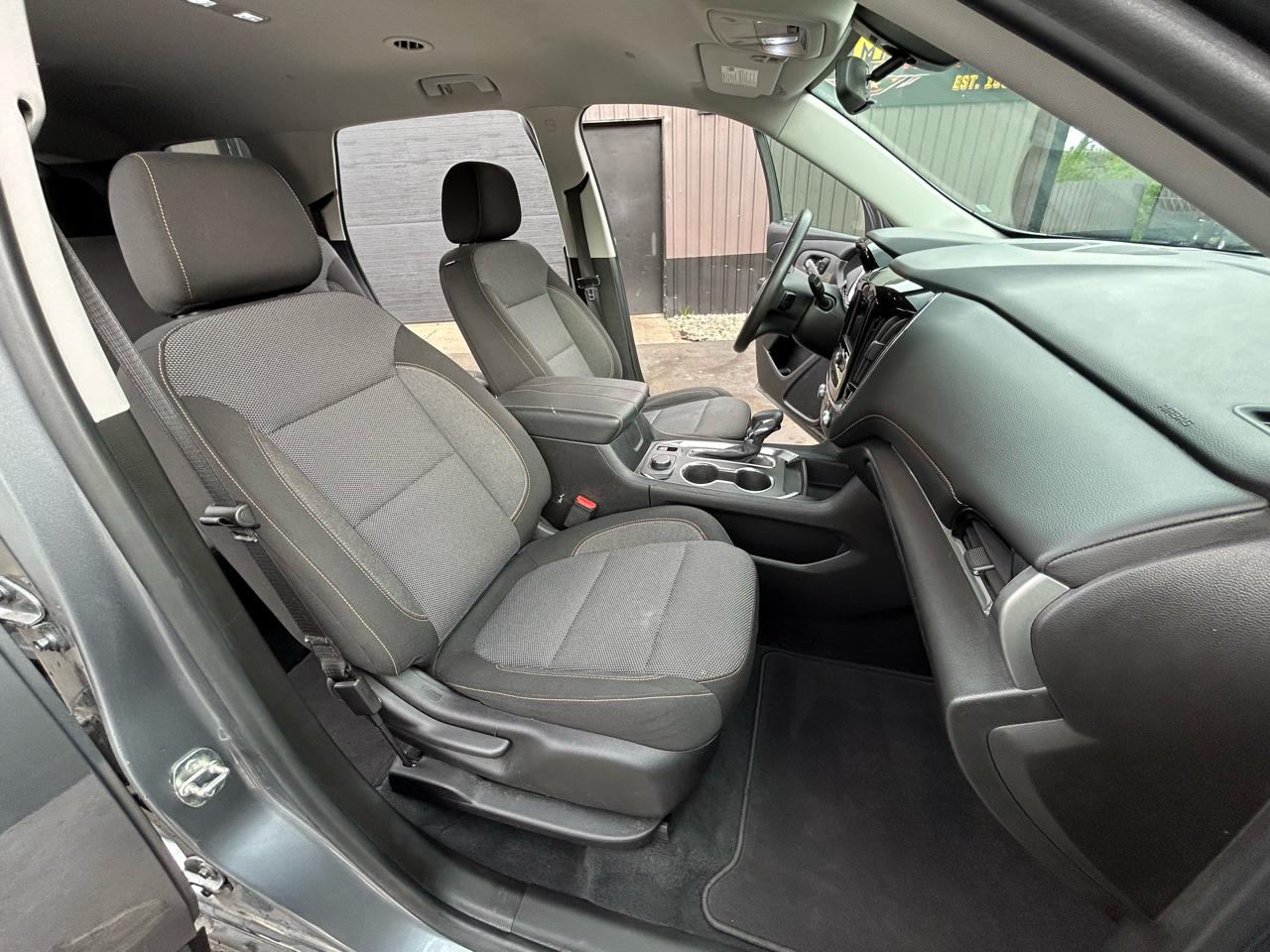 Chevrolet Traverse LS FWD 2021