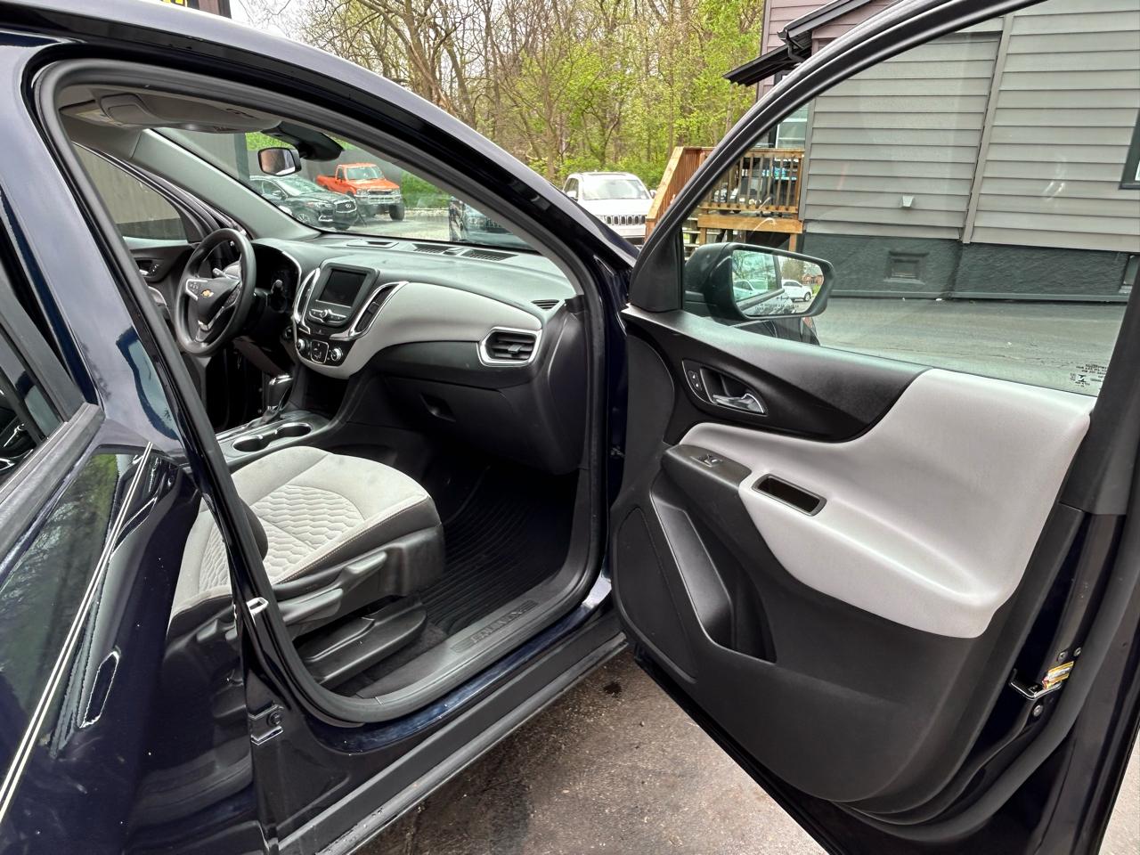 Chevrolet Equinox LS 2WD 2020