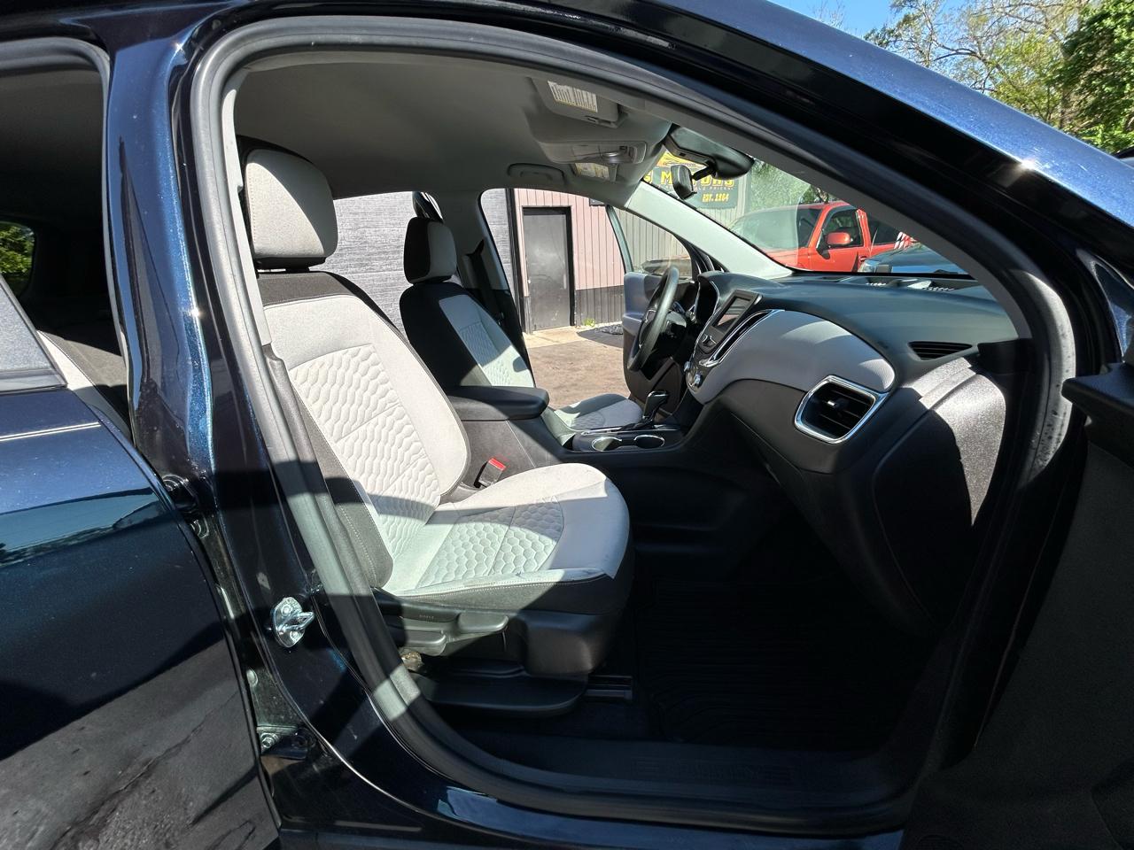 Chevrolet Equinox LS 2WD 2020
