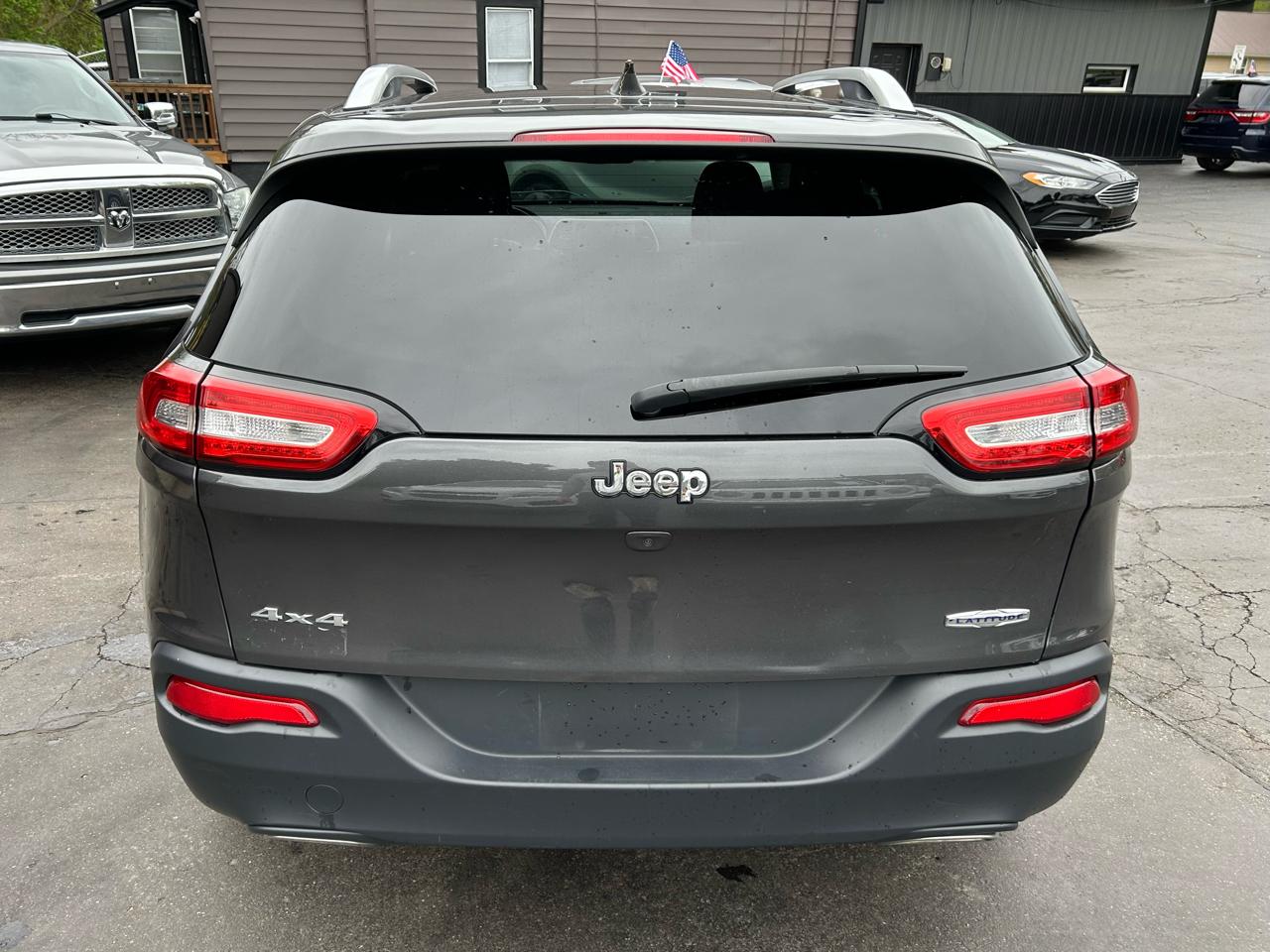 Jeep Cherokee Latitude 4WD 2017