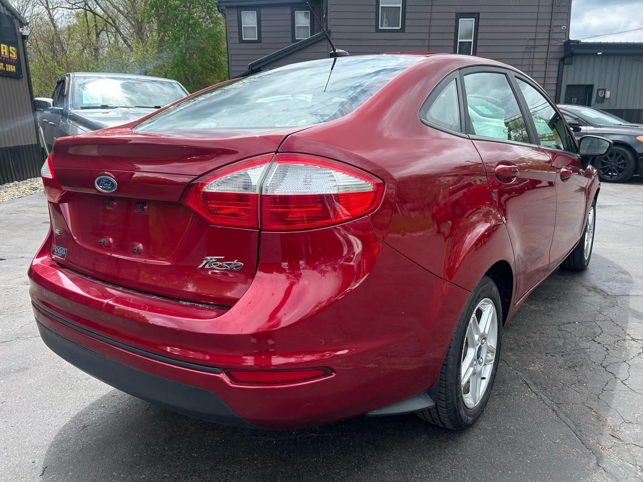 Ford Fiesta SE Sedan 2017