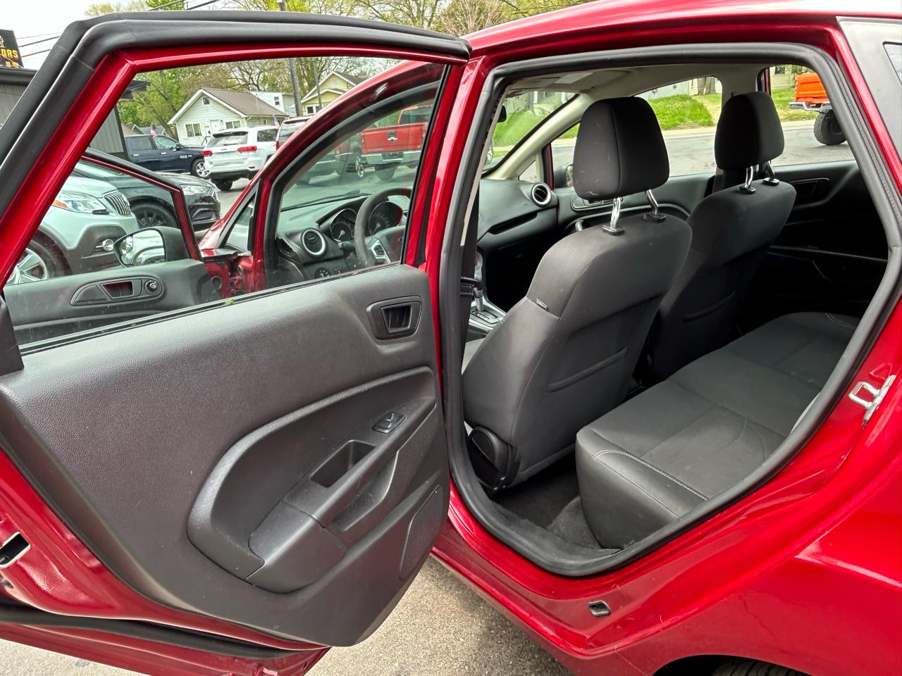 Ford Fiesta SE Sedan 2017