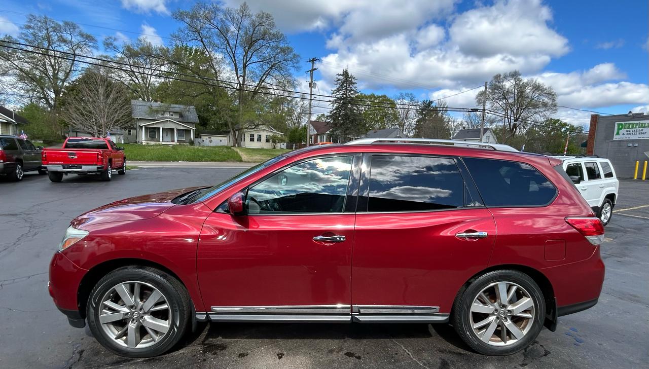 Nissan Pathfinder Platinum 4WD 2013