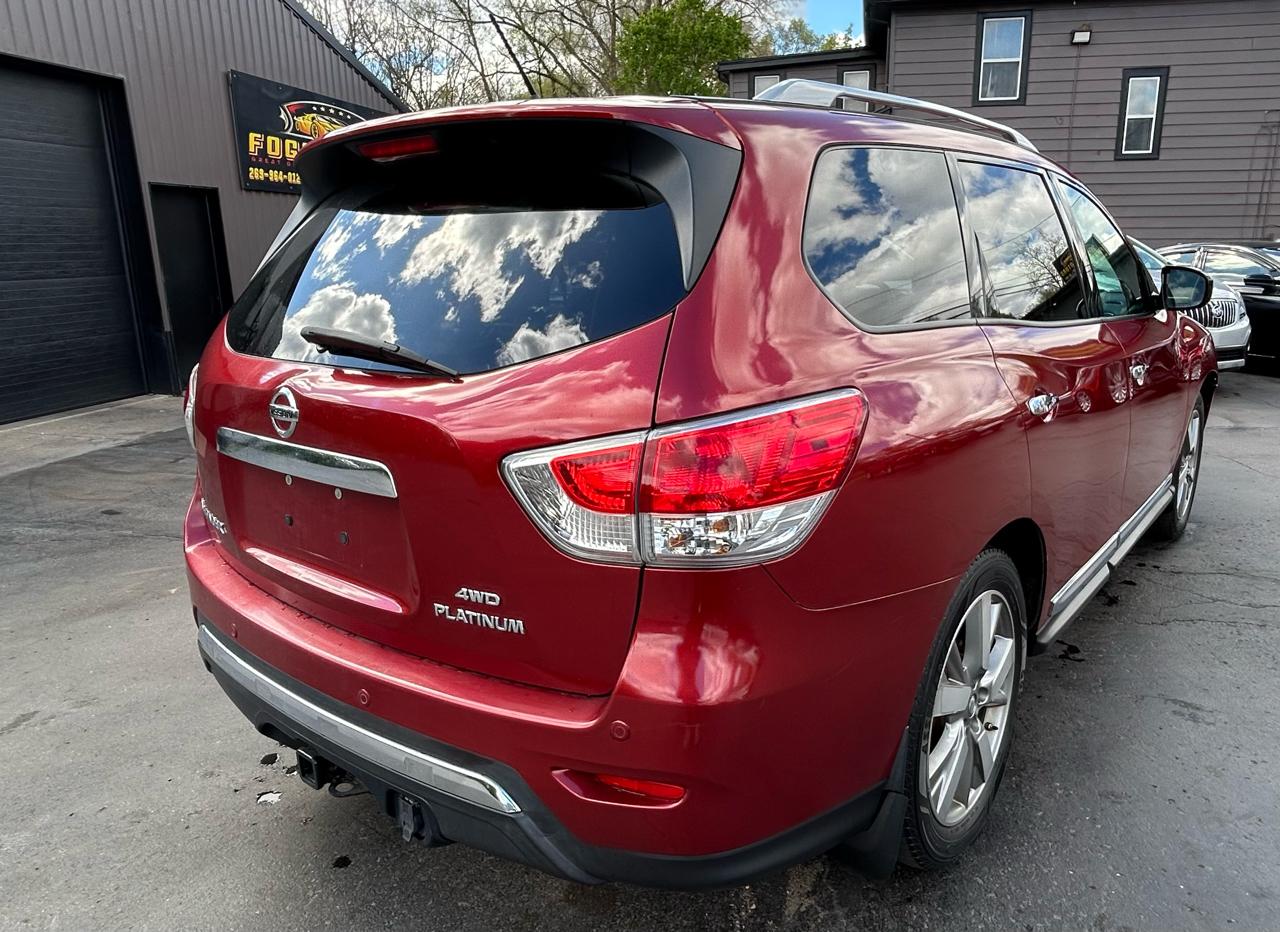 Nissan Pathfinder Platinum 4WD 2013