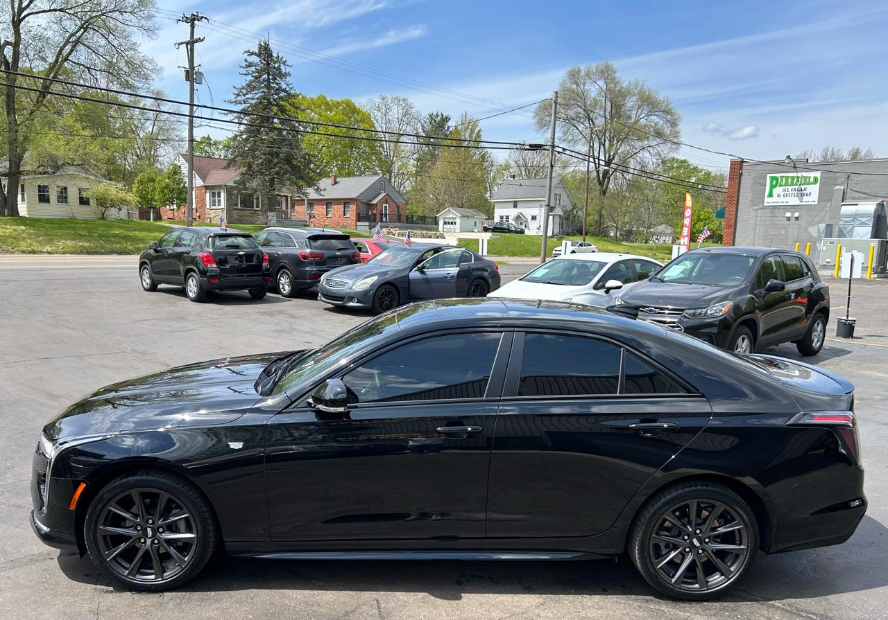 Cadillac CT4 Sport 2025