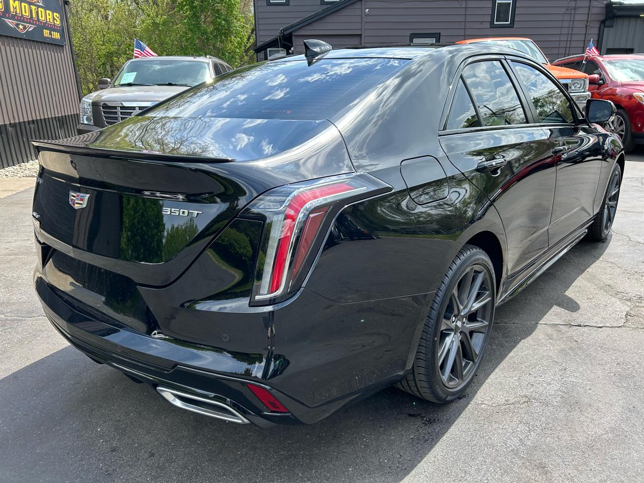 Cadillac CT4 Sport 2025