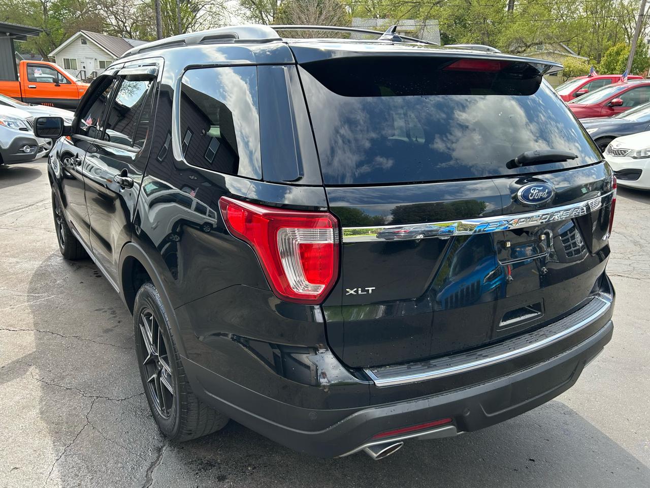 Ford Explorer XLT 4WD 2018