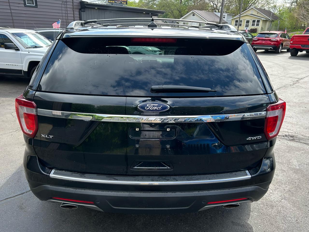 Ford Explorer XLT 4WD 2018