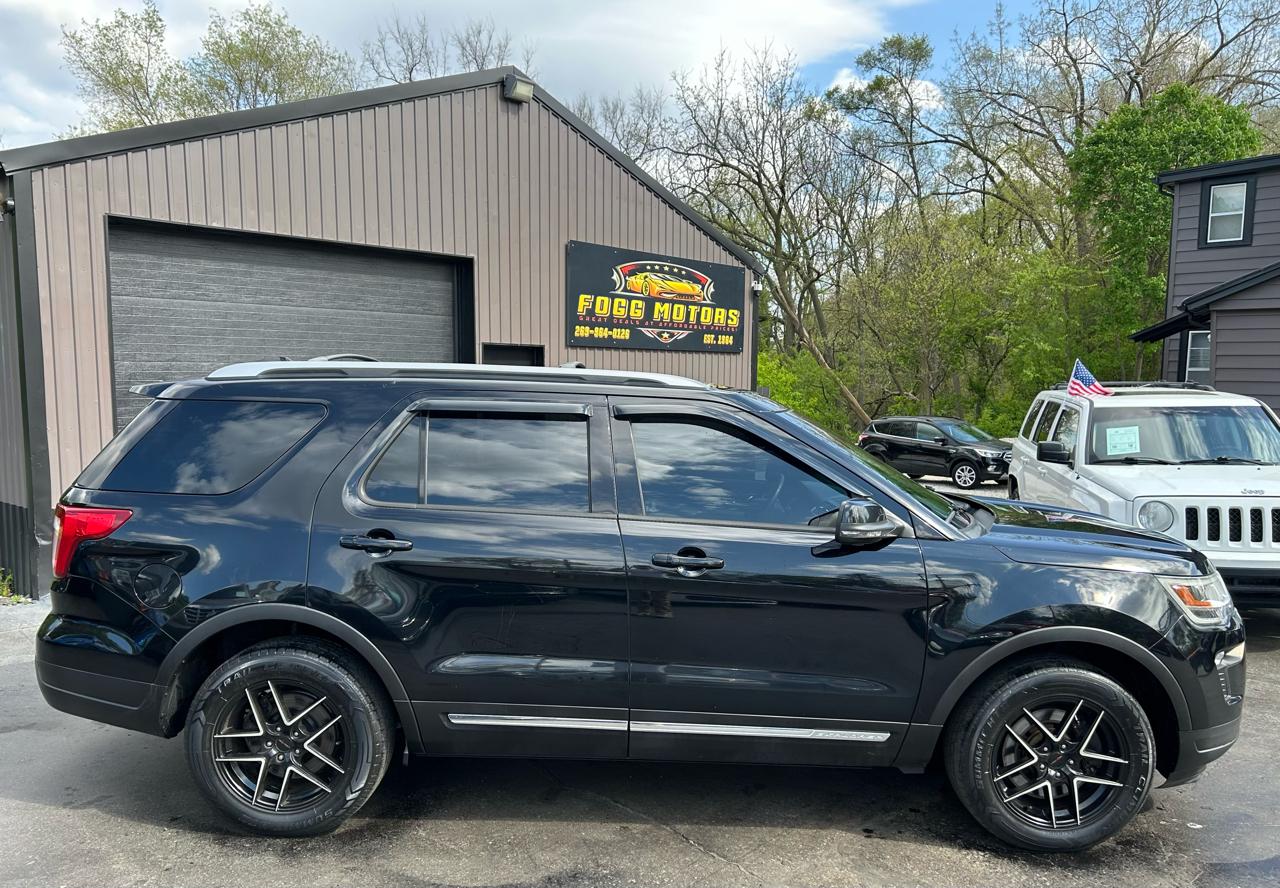 Ford Explorer XLT 4WD 2018
