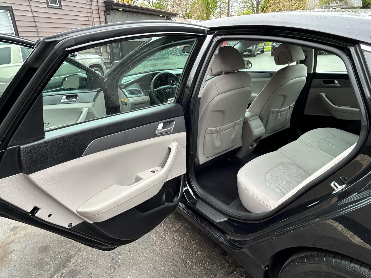 Hyundai Sonata SE 2016