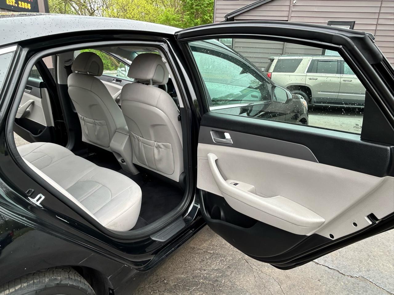 Hyundai Sonata SE 2016