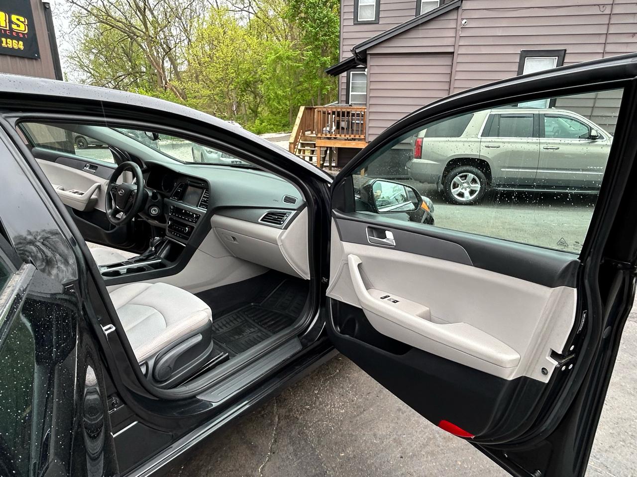 Hyundai Sonata SE 2016