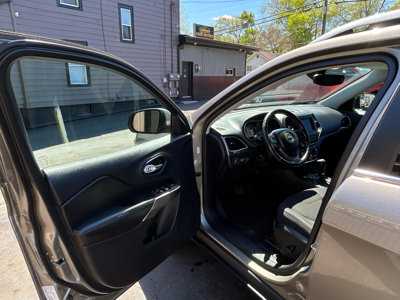 Jeep Cherokee Latitude 4WD 2019