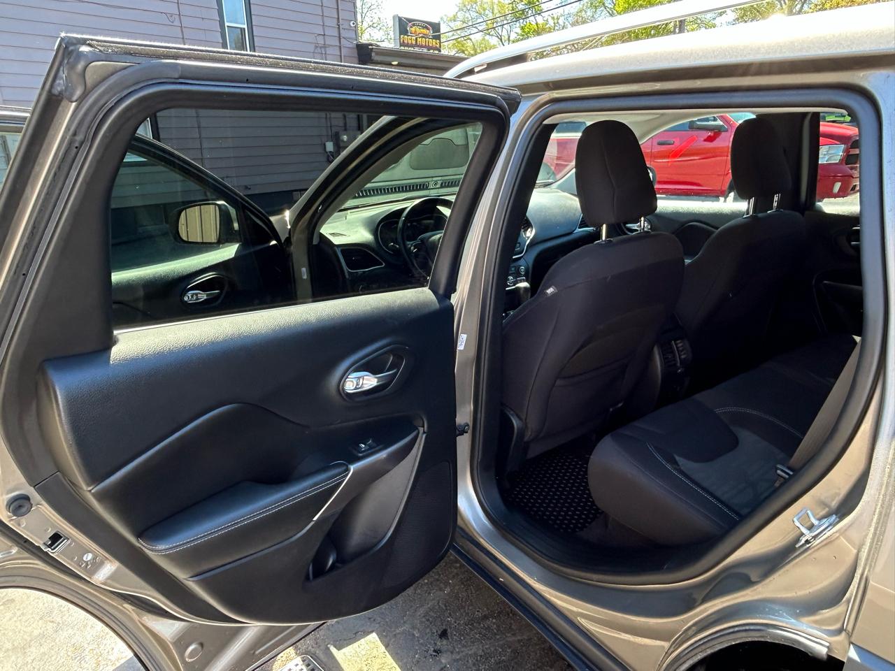 Jeep Cherokee Latitude 4WD 2019
