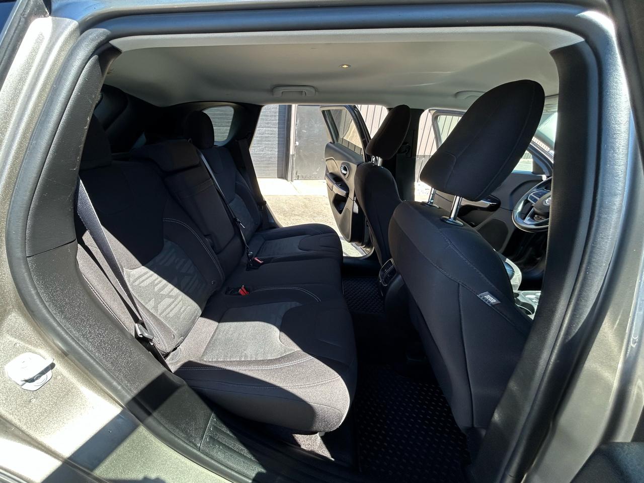 Jeep Cherokee Latitude 4WD 2019