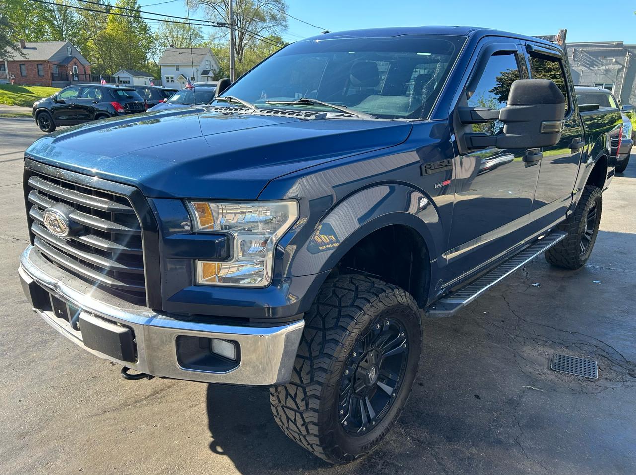 Ford F-150 XL SuperCrew 5.5-ft. Bed 4WD 2015