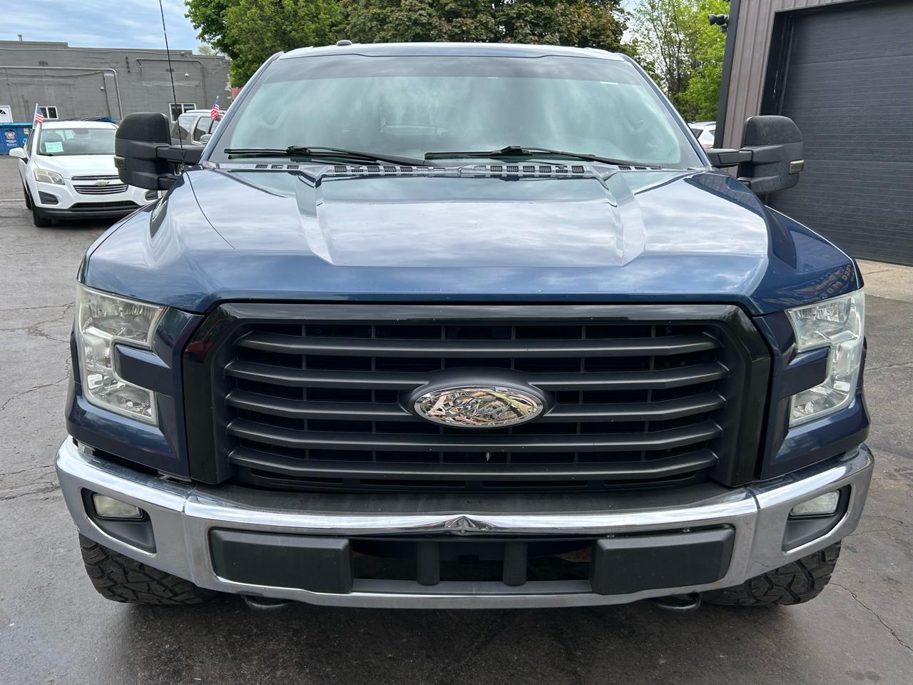 Ford F-150 XLT SuperCrew 4WD 2015