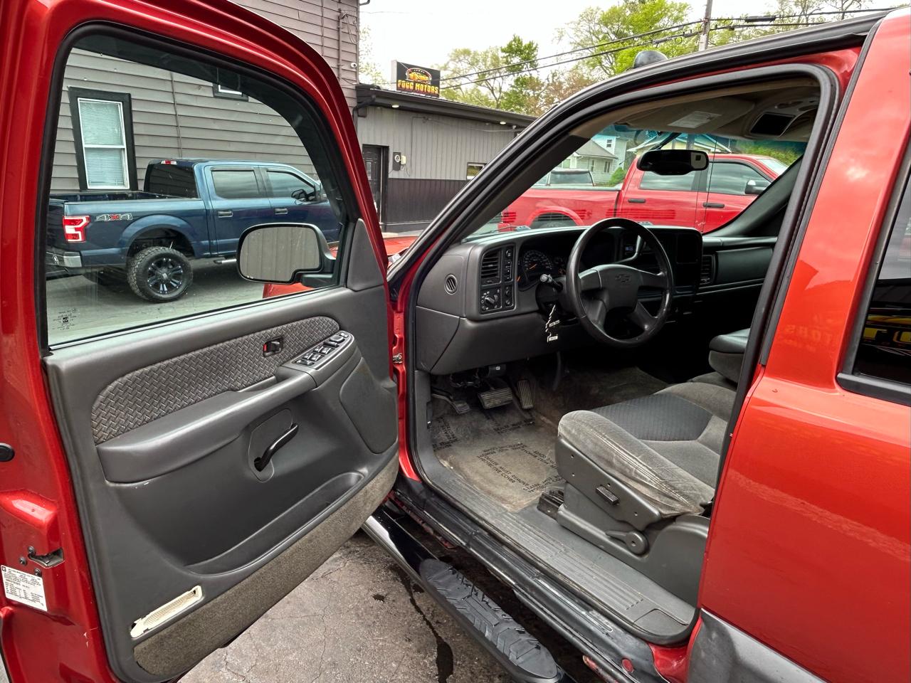 Chevrolet Avalanche 1500 4WD 2003