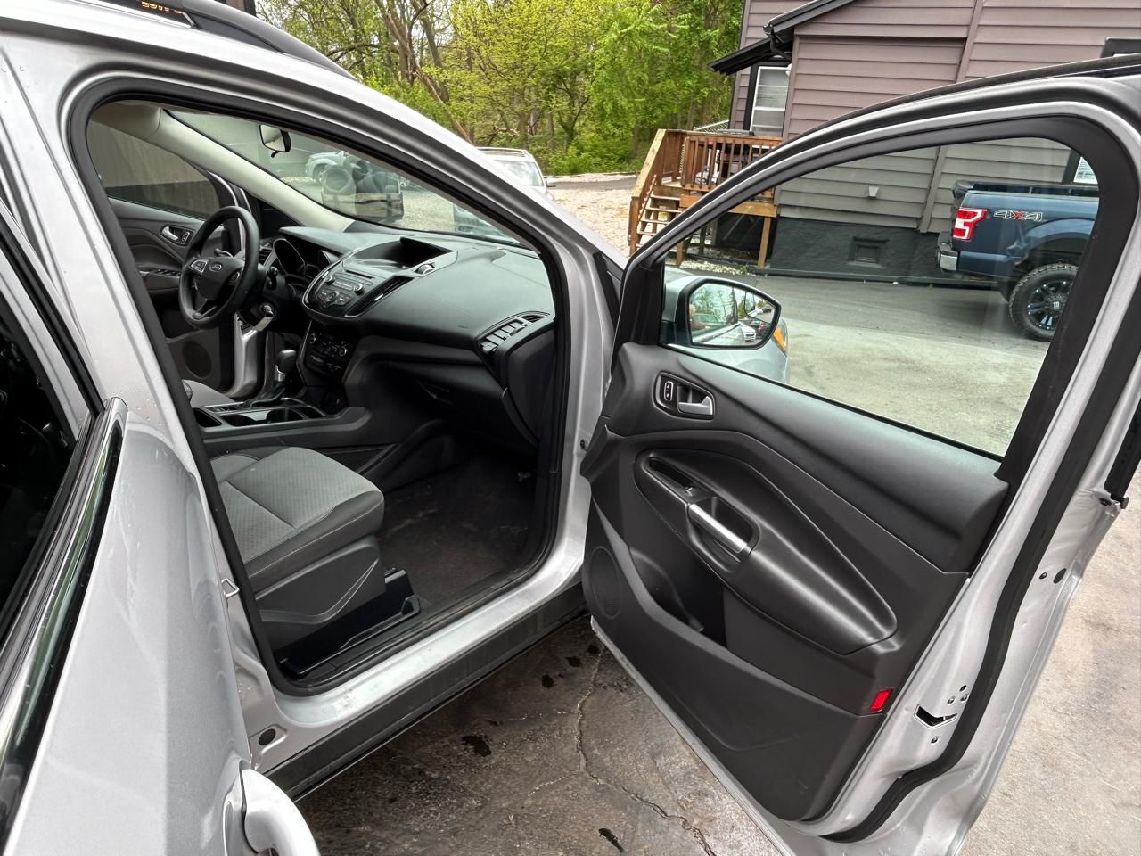 Ford Escape SE 4WD 2017