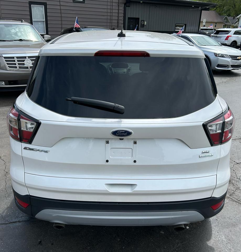 Ford Escape SE FWD 2017