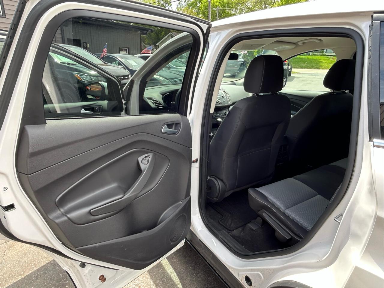 Ford Escape SE FWD 2017