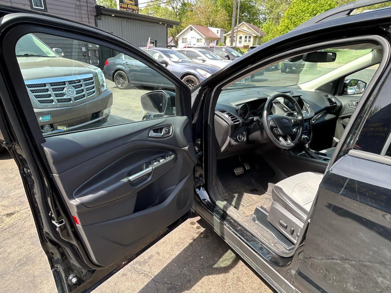 Ford Escape Titanium FWD 2017